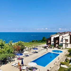 https://apolon-complex.sozopol-hotels.com